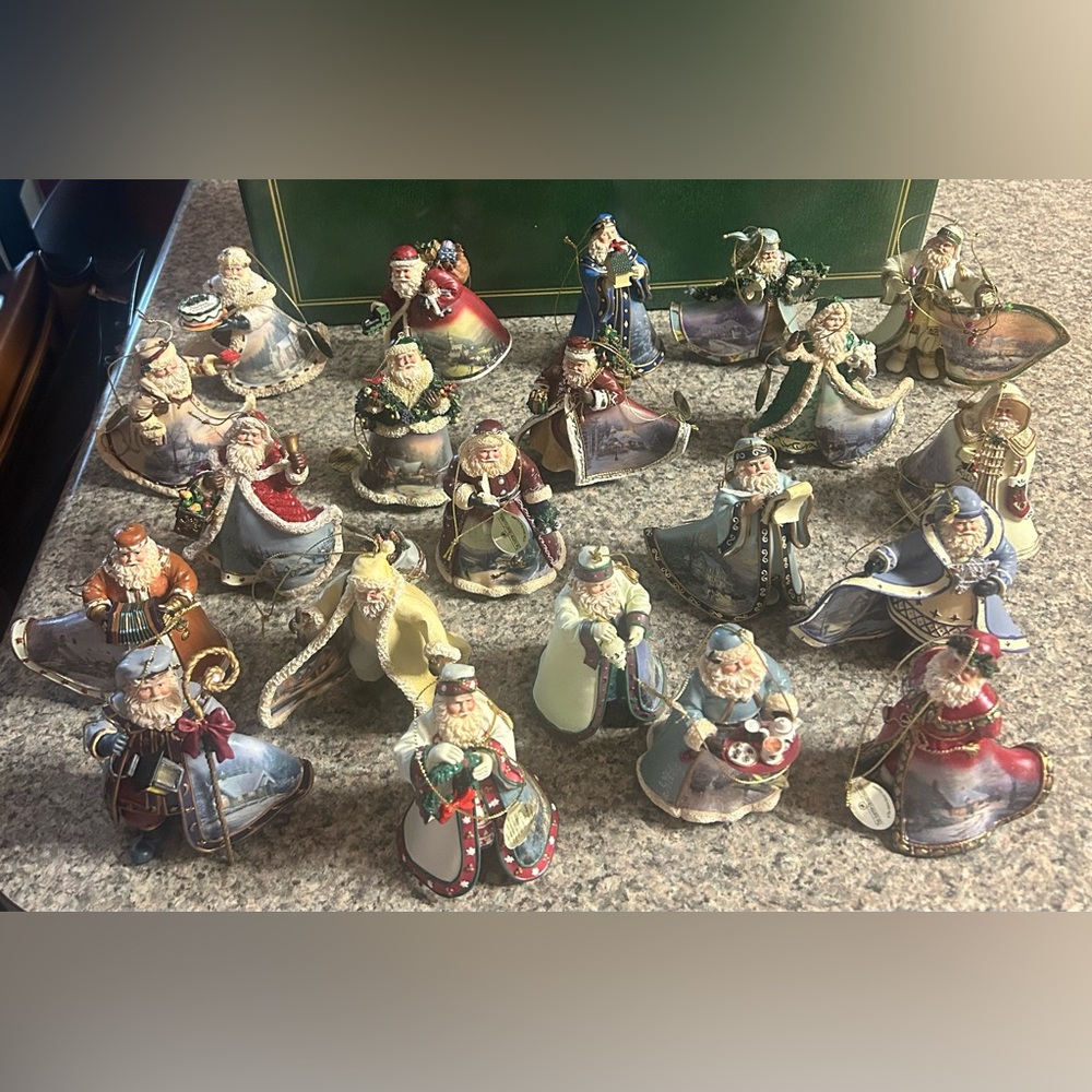 Ashton-Drake Thomas Kinkade Old World Santa's Ornaments